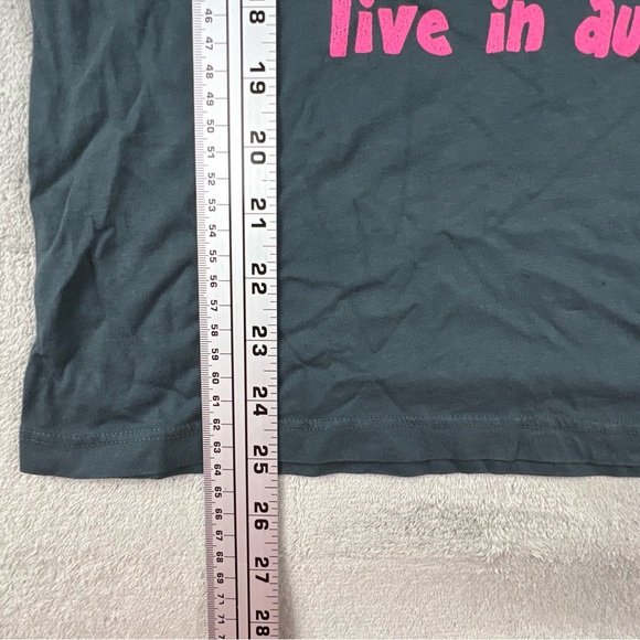 Willie Nelson & Friends Concert T-shirt Band Tee NWT Size Medium LETLUV Evereve - Picture 4 of 12